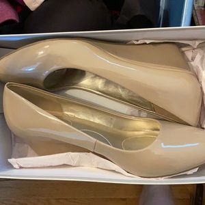 Tan patent leather low wedges